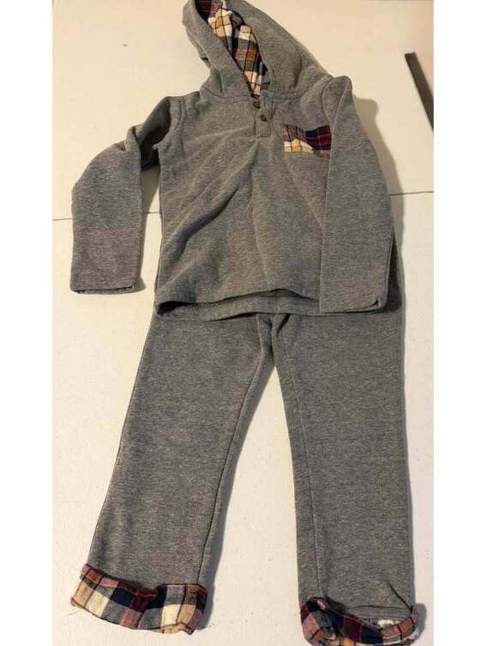 The Children's Place 4T Fleece Hoodie and Pants Set